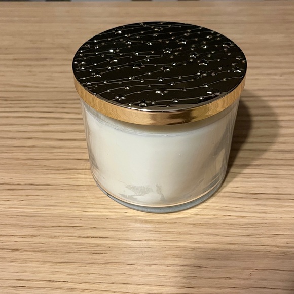 Bath & Body Works 3 Wick Candle. Mahogany Balsam. - Picture 6 of 7